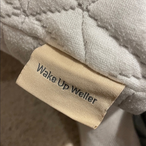 Wake Up Weller Pillow - Picture 2 of 2